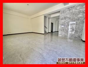 誠昱/土城大面寬全新電梯雙車墅